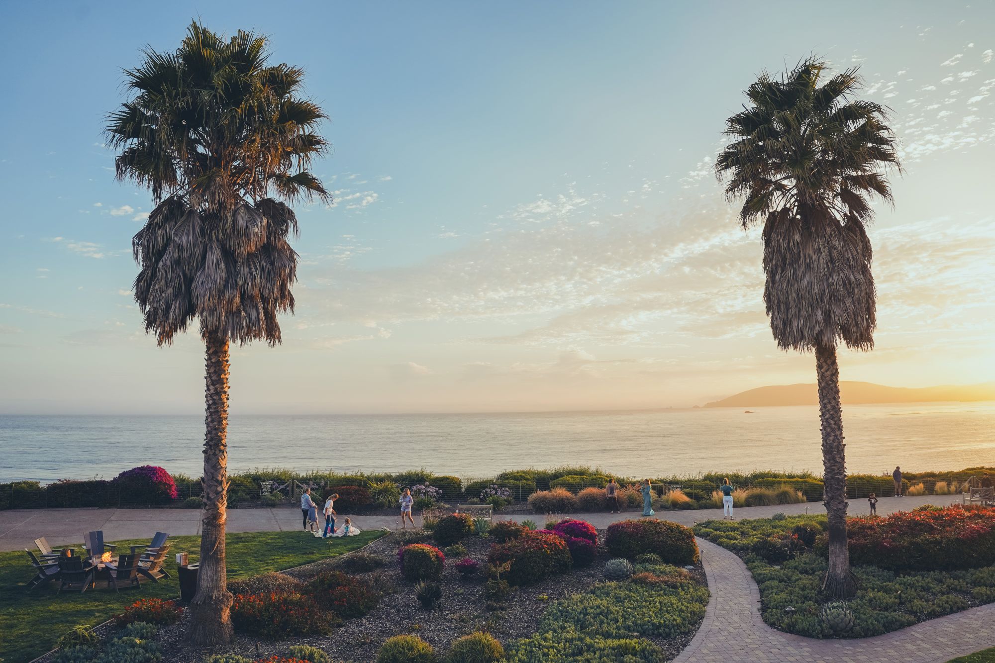 Hotel Spyglass Inn