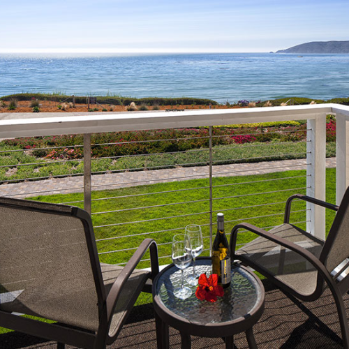Hotel Spyglass Inn